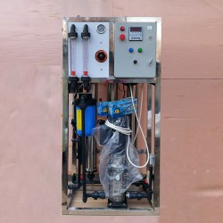 RO-750 (0,75 куба/час) аппарат обратного осмоса